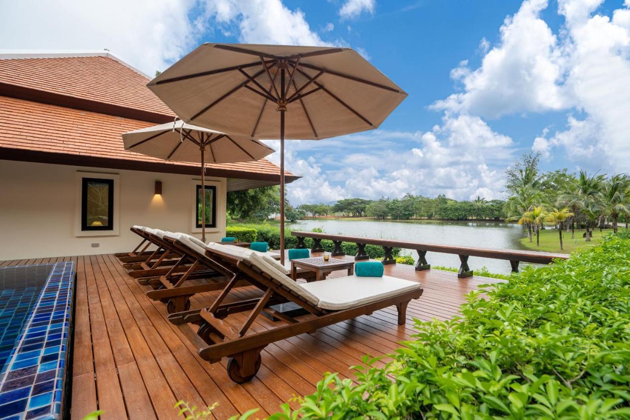 Nai Harn Baan-Bua Villas Exteriör bild